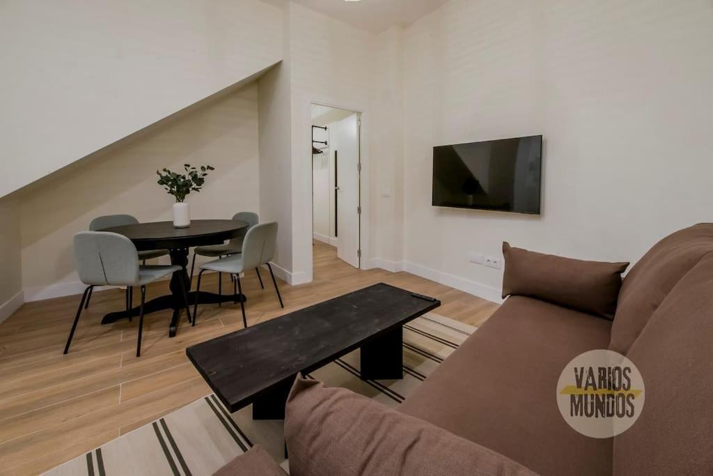Appartement Cozy Y Centrico 6pax En Plaza Del Carmen E2 Madrid